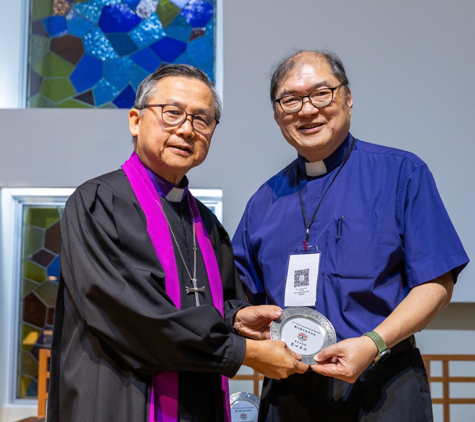 AGM2026-Gift Presentation to Retired Minister